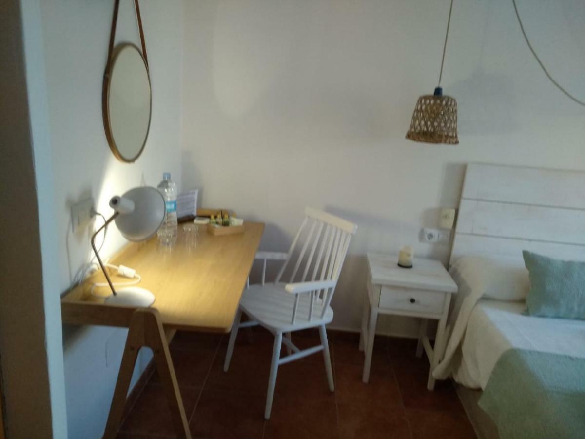 סיוטאדלה Hostal Sa Posada Set Cales מראה חיצוני תמונה