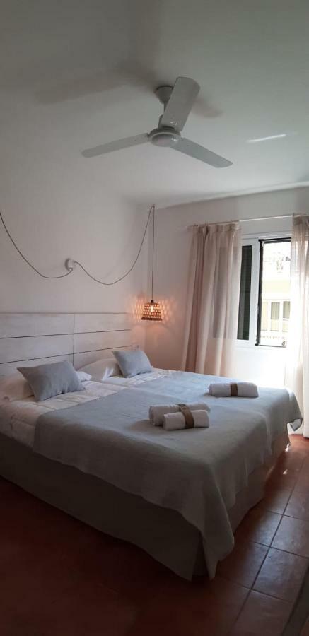 סיוטאדלה Hostal Sa Posada Set Cales מראה חיצוני תמונה
