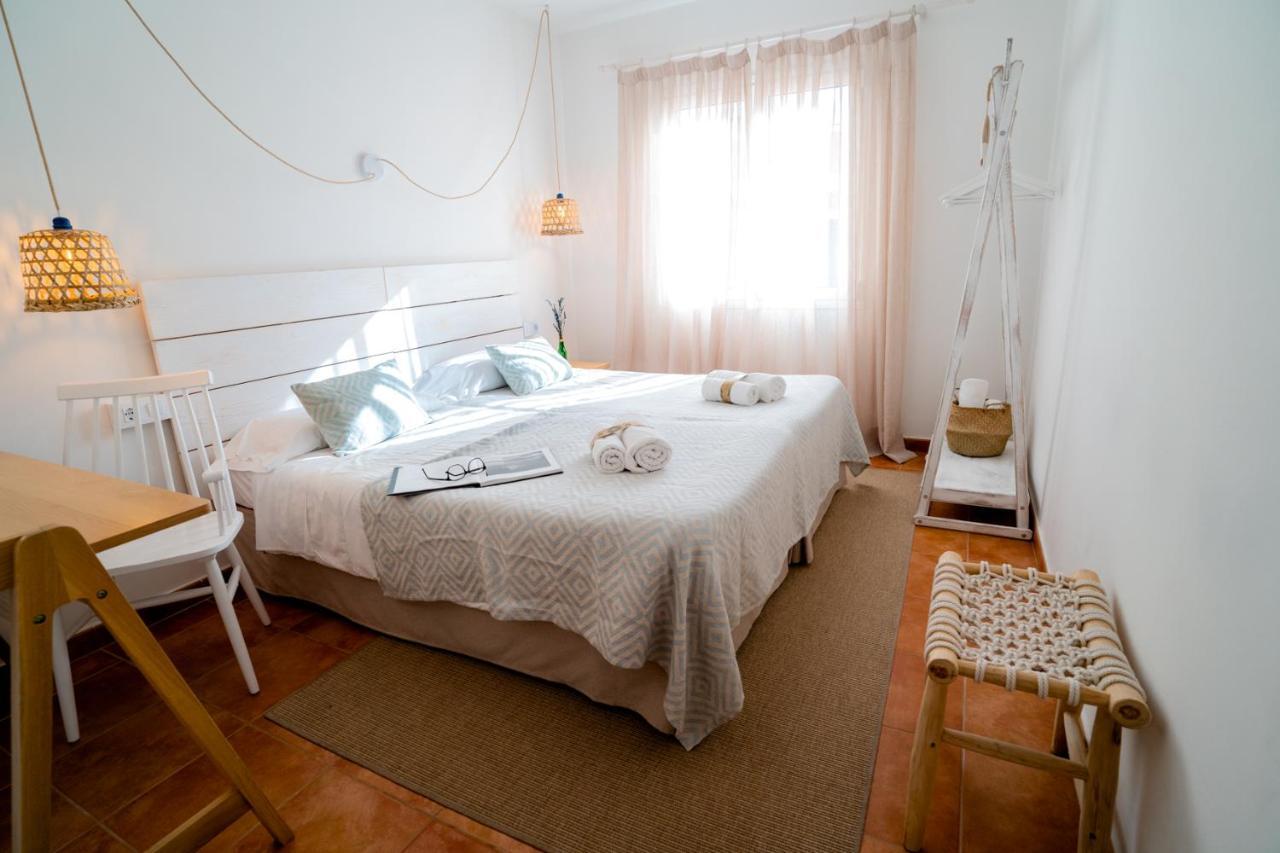 סיוטאדלה Hostal Sa Posada Set Cales מראה חיצוני תמונה